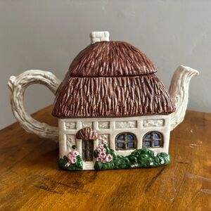 Ron Gordon Designs Vintage Cottage Teapot